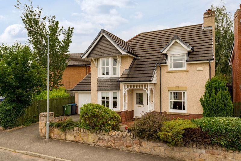 4 Edderston Ridge, Peebles, EH45 9NA 3 bed detached house £335,000