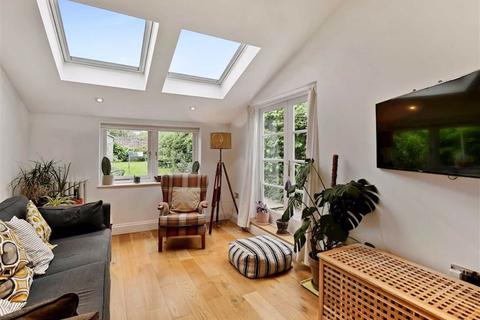 22 Stembridge Road, London, SE20 7UF