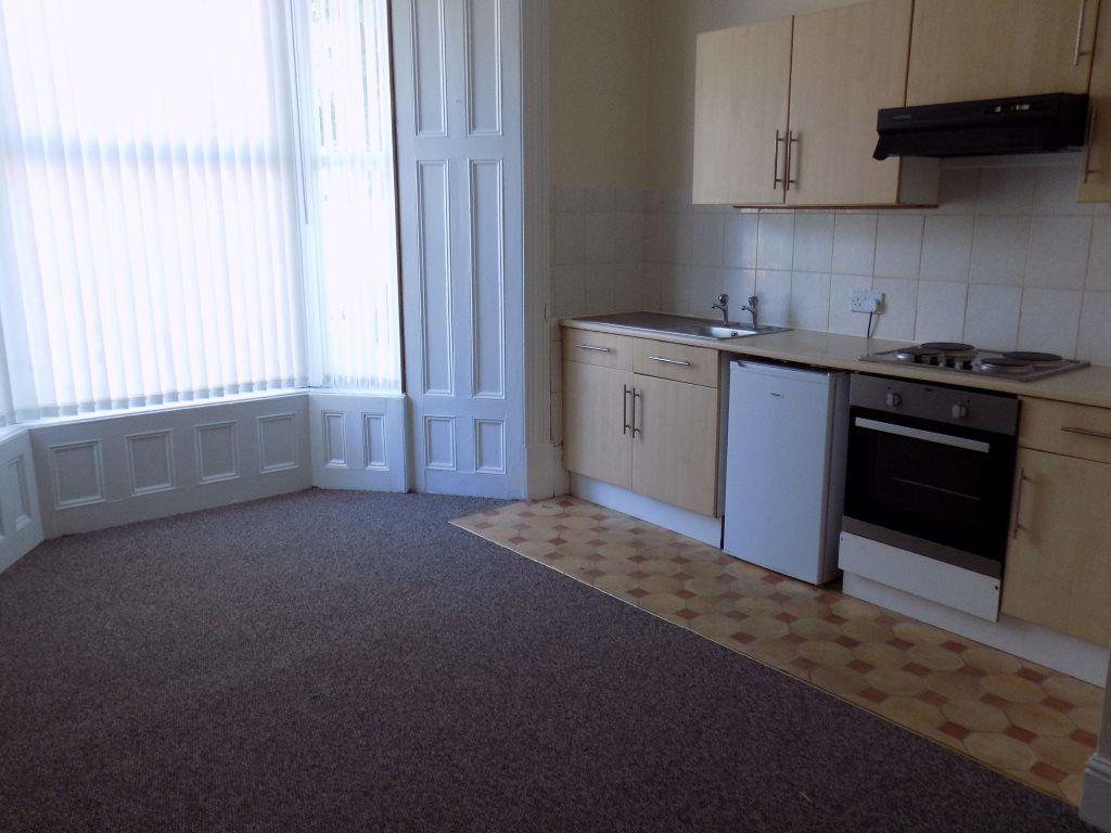 Flat 3, Sketty Road, Uplands 1 bed flat - £475 pcm (£110 pw)