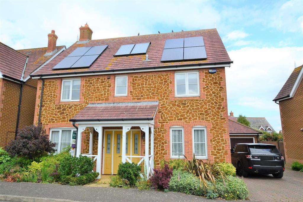 Campbell Close, Hunstanton 4 bed detached house £325,000