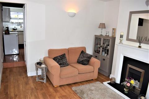 4 Grimsby Road, Caistor, Market Rasen, LN7 6QY