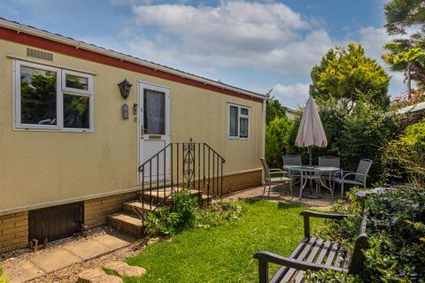 2 bedroom park home for sale - Holly Lodge, Lower Kingswood, Tadworth