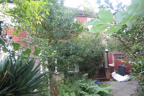 80 Firs Drive, Hounslow, TW5 9TD