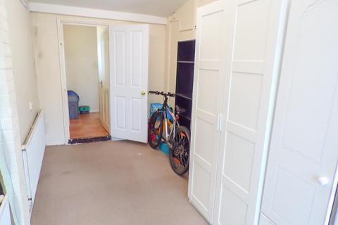 12 Chadwick Close, Northfleet, Gravesend, DA11 8SA