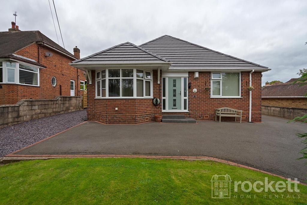 Stafford Avenue, Newcastle under Lyme 3 bed detached bungalow £1,295