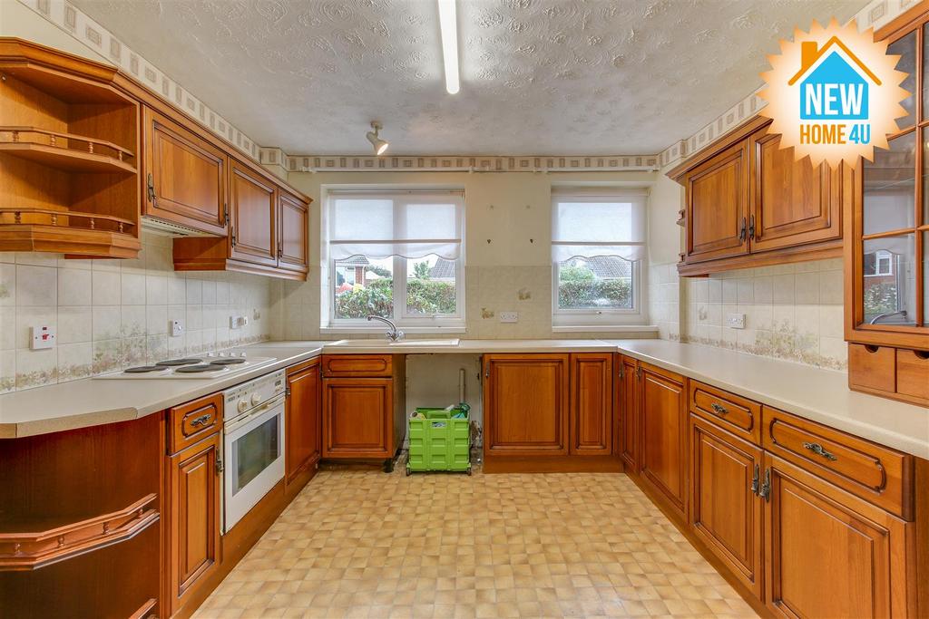 Kitchen: