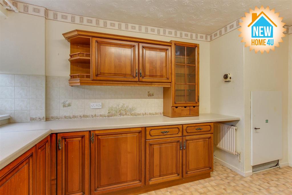 Kitchen: