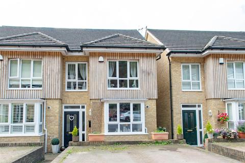 7 Sunningvale Close, Biggin Hill, Westerham, TN16 3BS