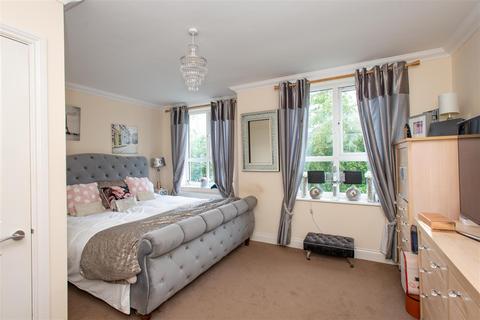 7 Sunningvale Close, Biggin Hill, Westerham, TN16 3BS