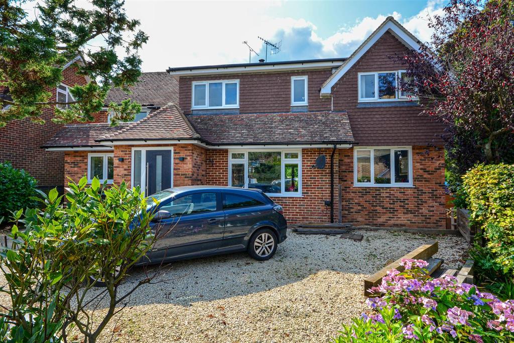 Battle Gates, Battle 3 bed house £585,000