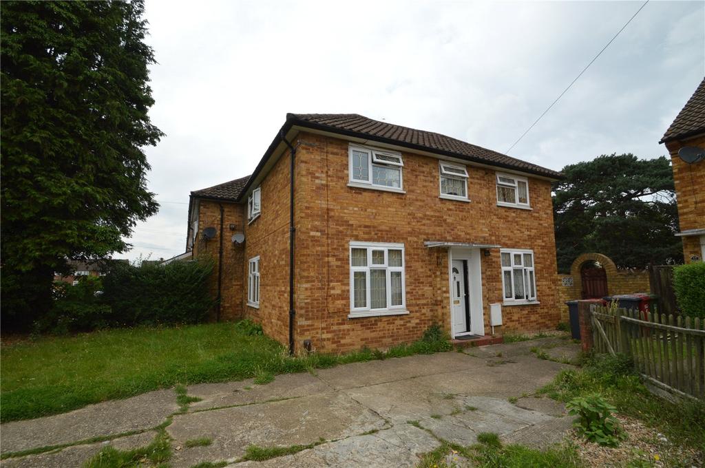 Ives Road, Langley, SL3 4 bed end of terrace house £550,000