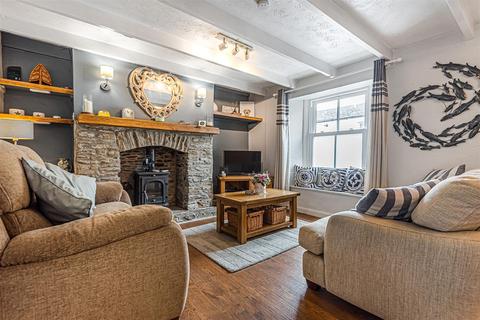 10 Fore Street, Tywardreath, Par, PL24 2QP