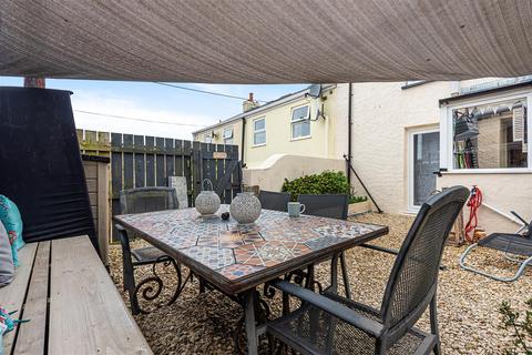 10 Fore Street, Tywardreath, Par, PL24 2QP