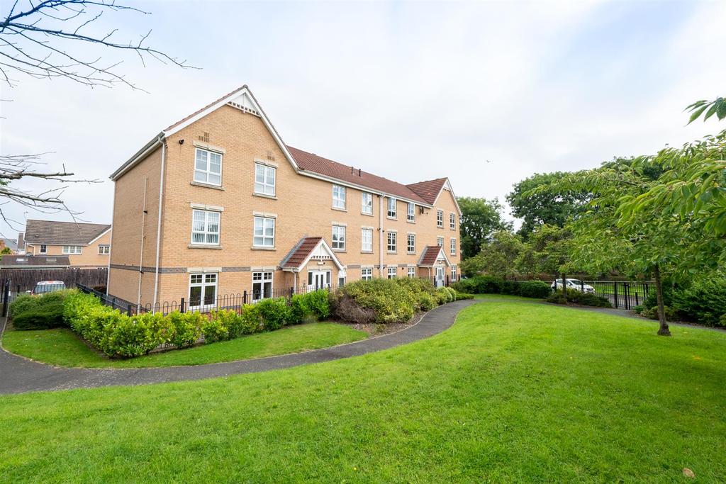 Wearhead Drive, Eden Vale, Sunderland 2 bed apartment - £79,950