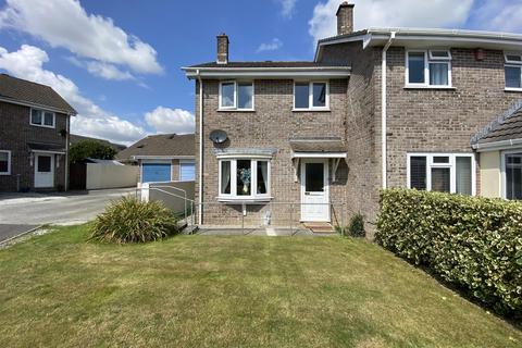 74 Carne View Road, Probus, Truro, TR2 4TR