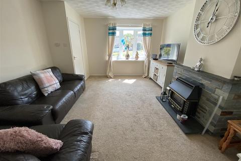 74 Carne View Road, Probus, Truro, TR2 4TR