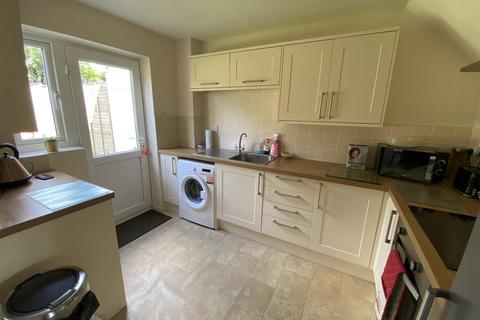 74 Carne View Road, Probus, Truro, TR2 4TR
