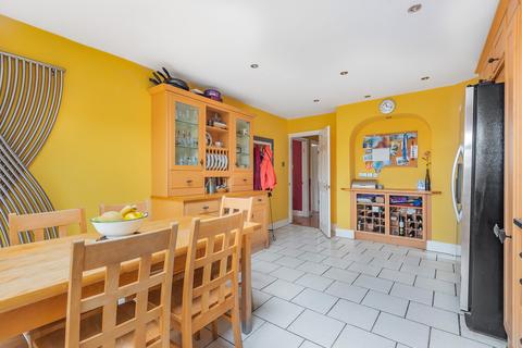 56 Potters Lane, Barnet, EN5 5BQ