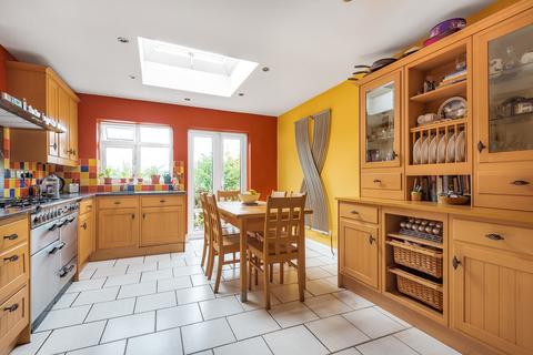 56 Potters Lane, Barnet, EN5 5BQ