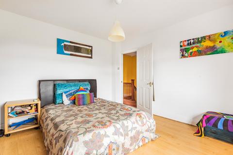 56 Potters Lane, Barnet, EN5 5BQ