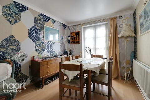 20 Barleycroft, Stevenage, SG2 9NP