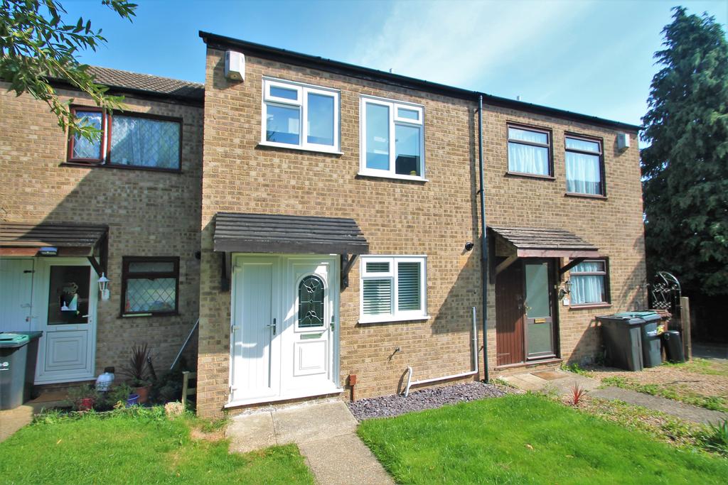 Apsledene, Gravesend, Kent 3 bed terraced house £290,000