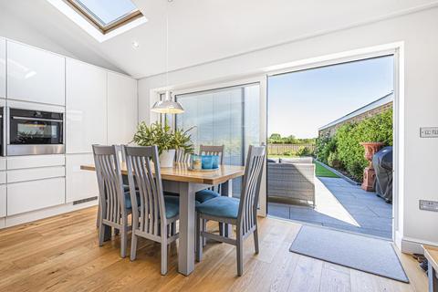 8 Winterdown Gardens, Esher, KT10 8NB