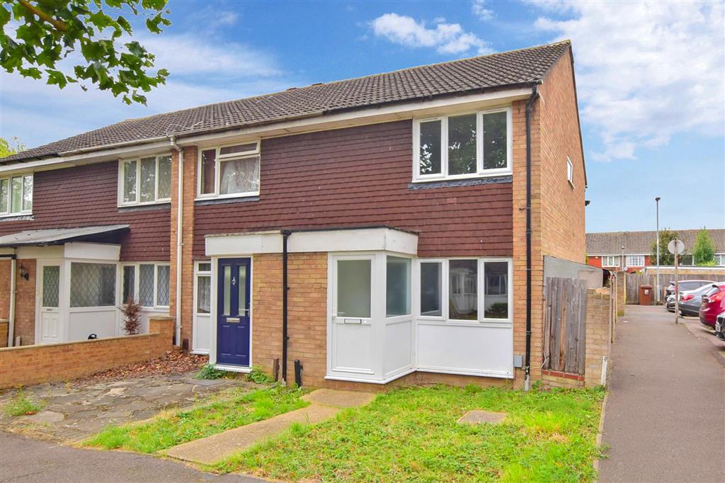 Woodrush Way Chadwell Heath Essex 2 Bed End Of Terrace House