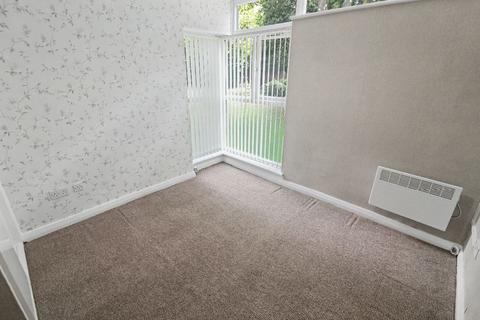undefined, 107 The Lindens, Newbridge