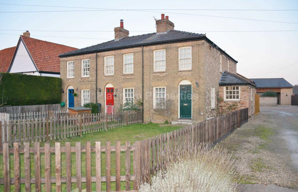 Townsend, Soham 3 bed end of terrace house £950 pcm (£219 pw)