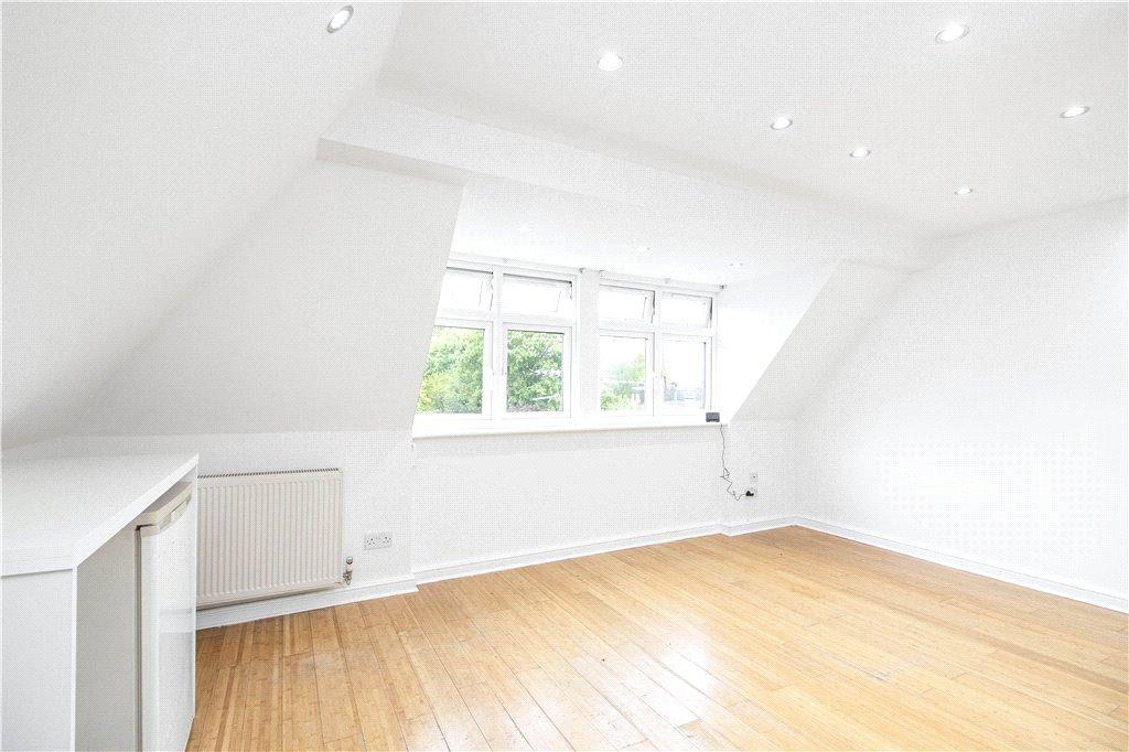 Ellesmere Road, Chiswick, London, W4 1 bed apartment £300,000