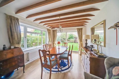 5 Buckingham Road, Tring, HP23 4HG