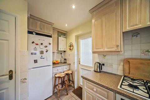 5 Buckingham Road, Tring, HP23 4HG