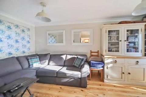 15 Bunyan Close, Tring, HP23 5PS