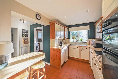 15 Bunyan Close, Tring, HP23 5PS