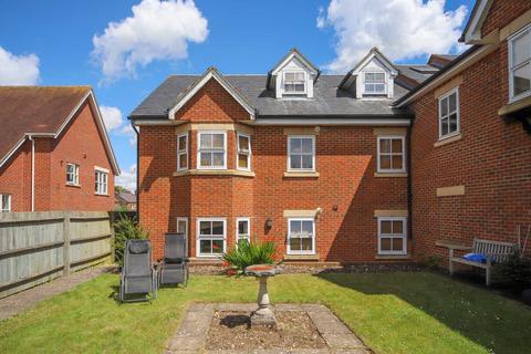 16 bedroom block of apartments for sale, Langdon Street, Tring