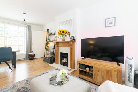 56 Dib Lane, Leeds, LS8 3HF