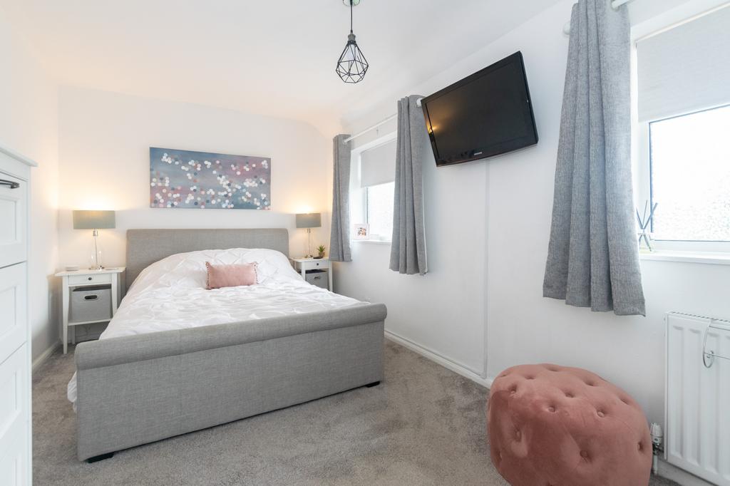 Bedroom 1 a