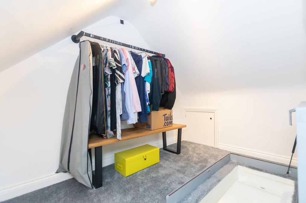 Loft Room b