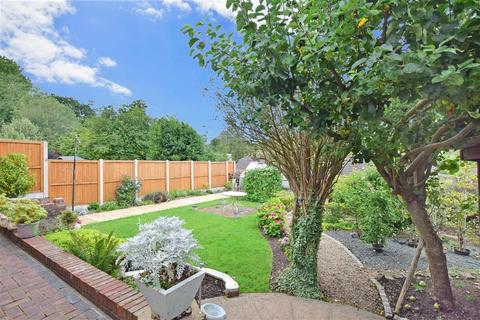 8 Chilton Way, Dover, CT17 0QA