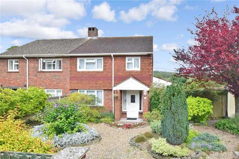 8 Chilton Way, Dover, CT17 0QA