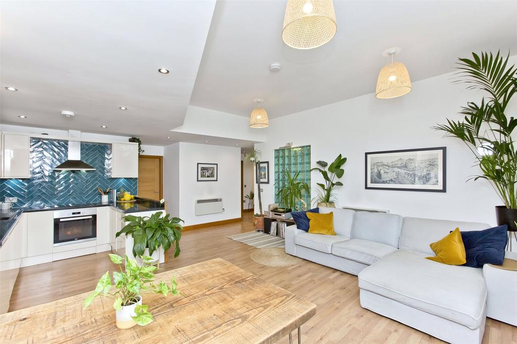 Kitchen/Living Room