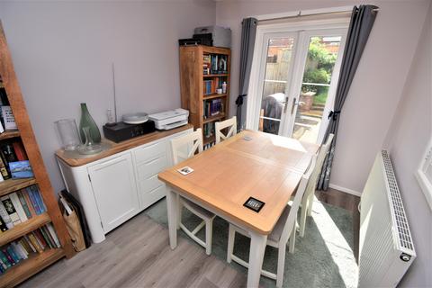 10 Penfold Close, Bishops Tachbrook, Leamington Spa, CV33 9SF