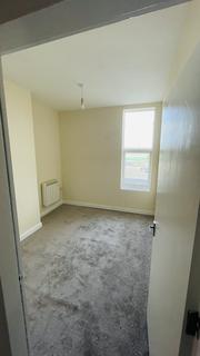 2 bedroom flat to rent - Freeman Street, Grimsby DN32