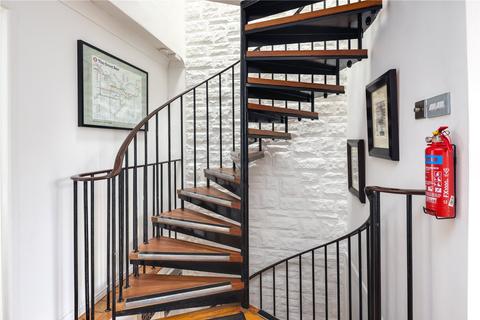 8 The Common, London, E15 4LS