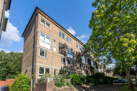 69 Flintmill Crescent, London, SE3 8LU
