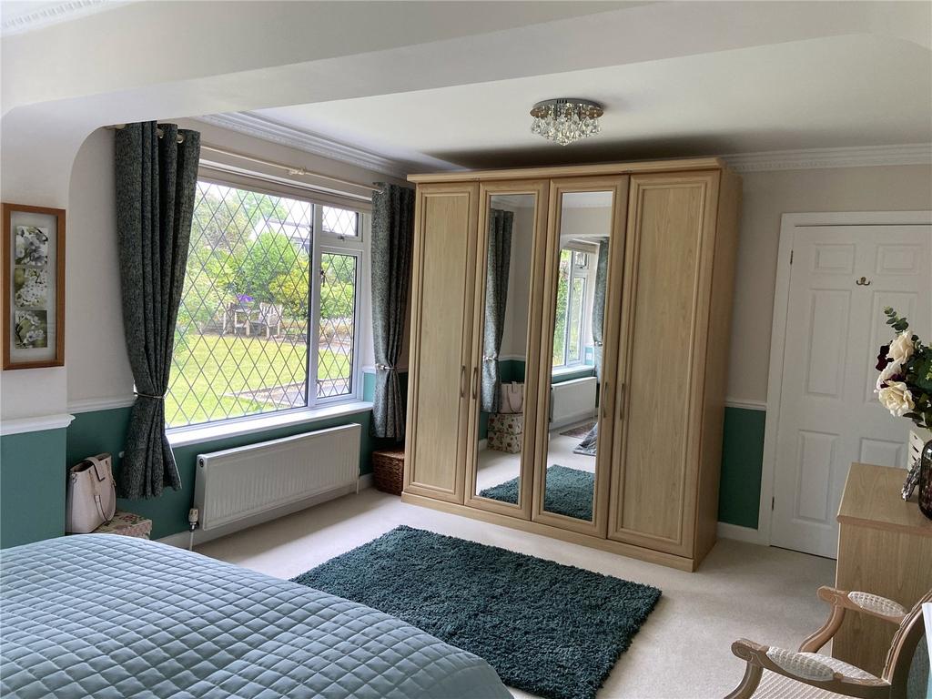 Bedroom No 1