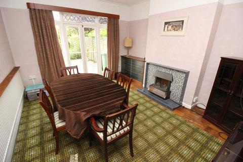 8 Beverley Road, Worcester Park, KT4 8LX