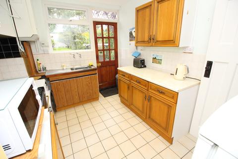 8 Beverley Road, Worcester Park, KT4 8LX
