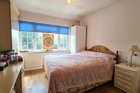 85 Jersey Road, Hounslow, TW5 0TW